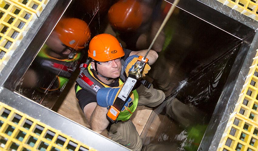 RIIWHS202E – Enter and Work in Confined Spaces course